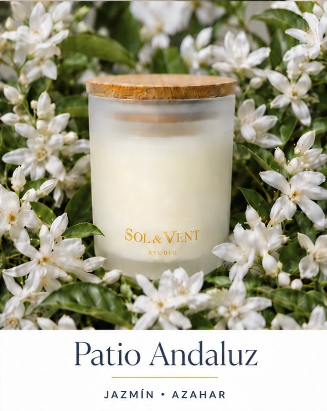 Vela Patio Andaluz de Sol&Vent entre flores de azahar y jazmín